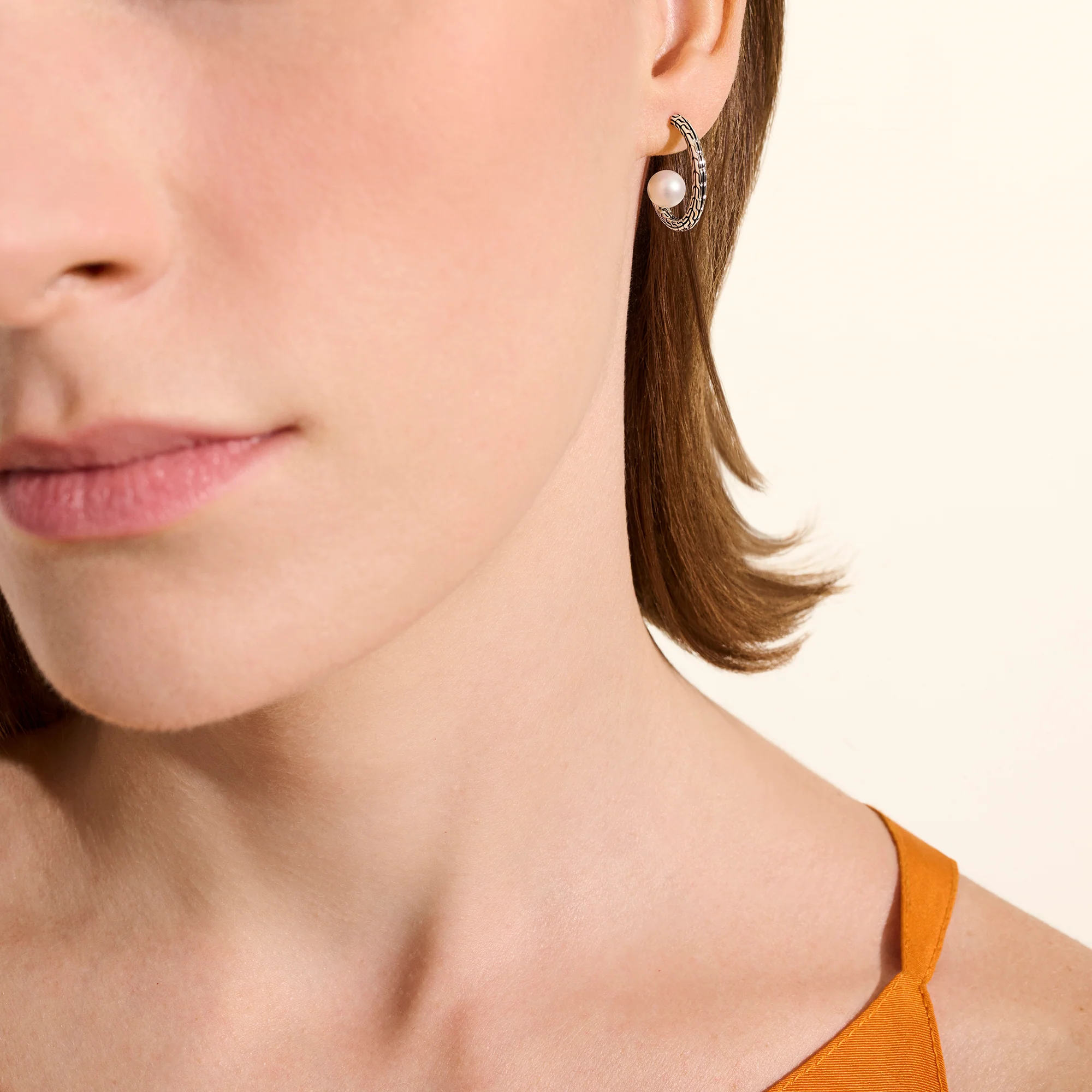JH Essential Pearl Hoop Earring, Sterling Silver, 20MM|EB987271 - Image 5