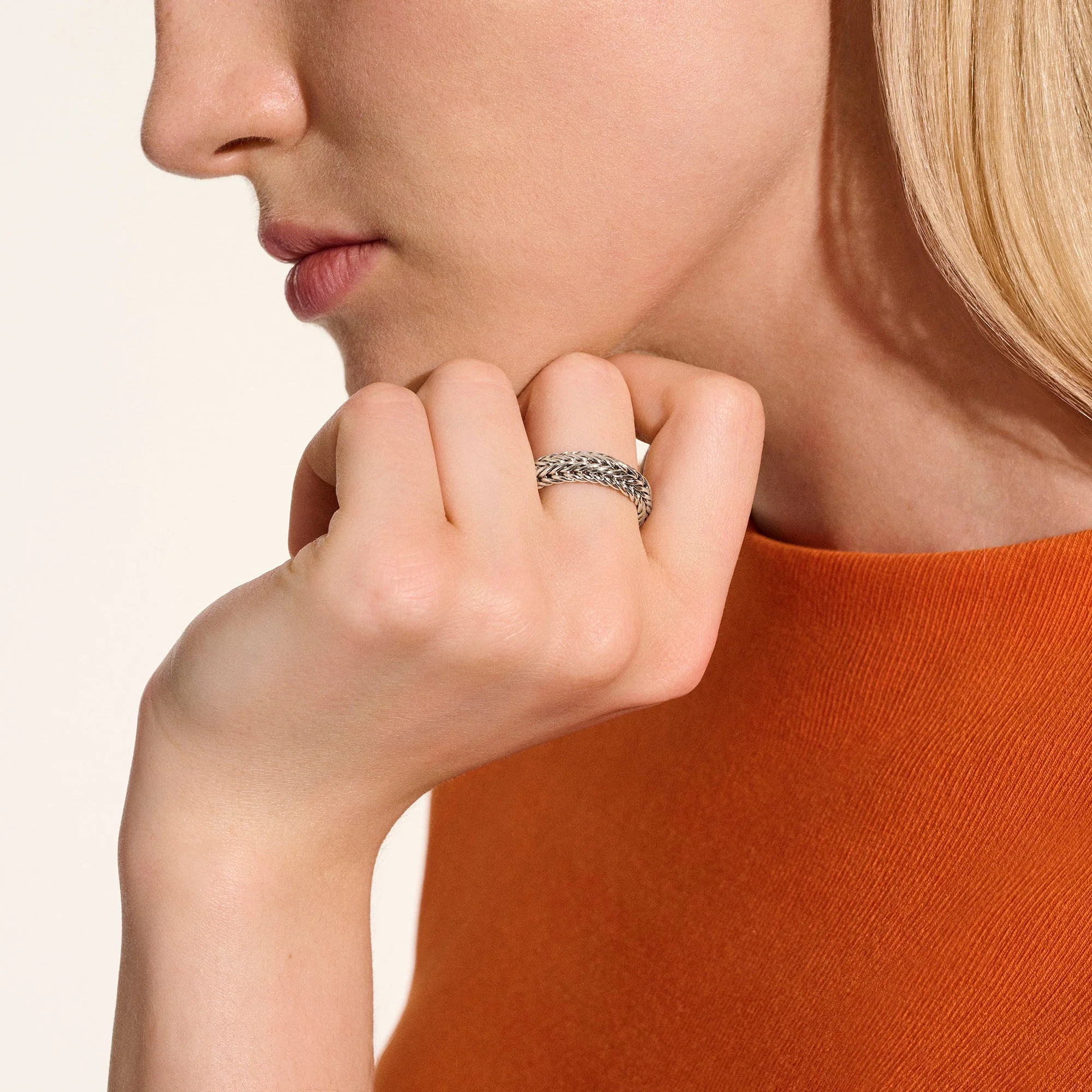 Icon Chevron Band Ring, Sterling Silver, 6MM|RU900341 - Image 7