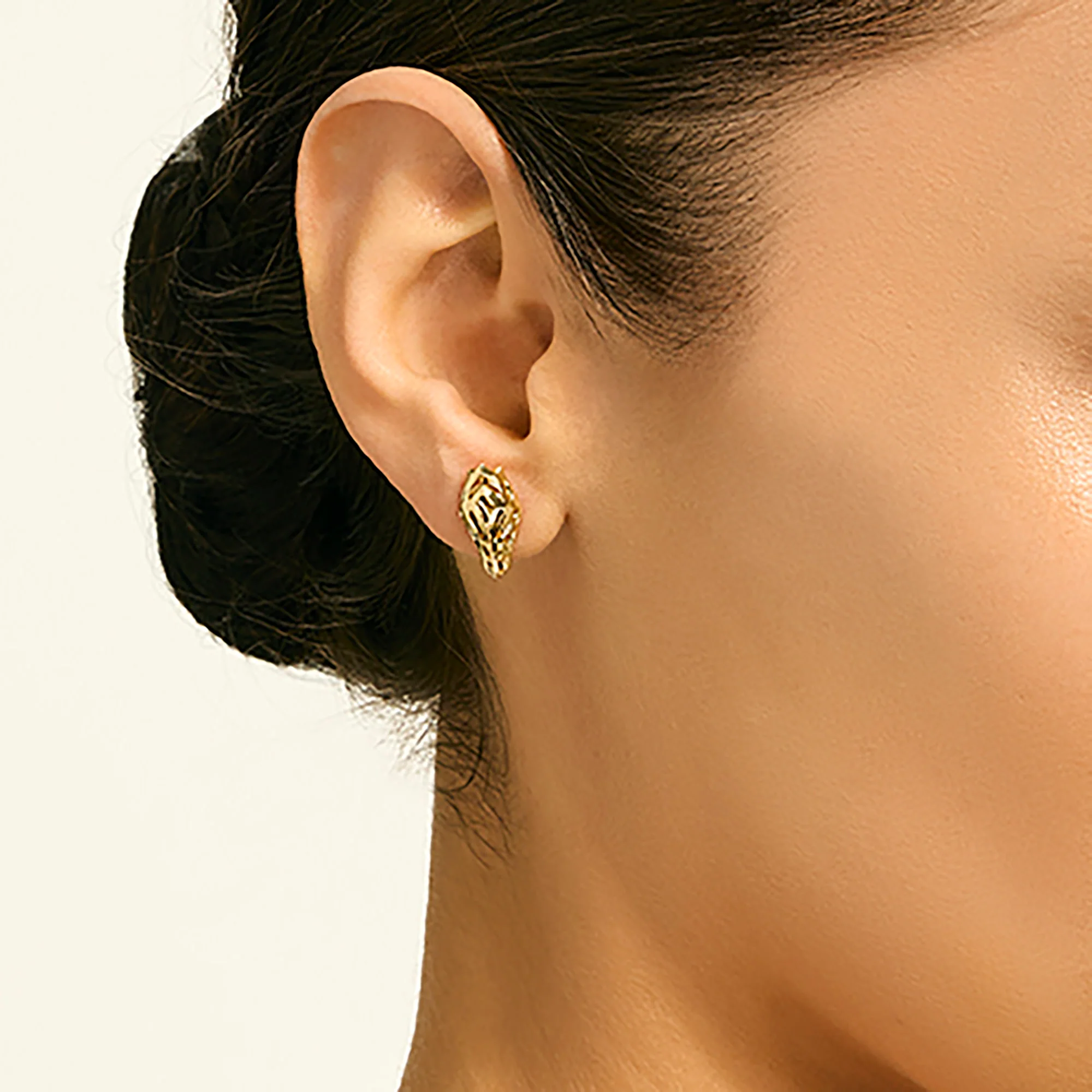Naga Stud Earrings, Gold, Diamonds|EGGX603722DI - Image 4