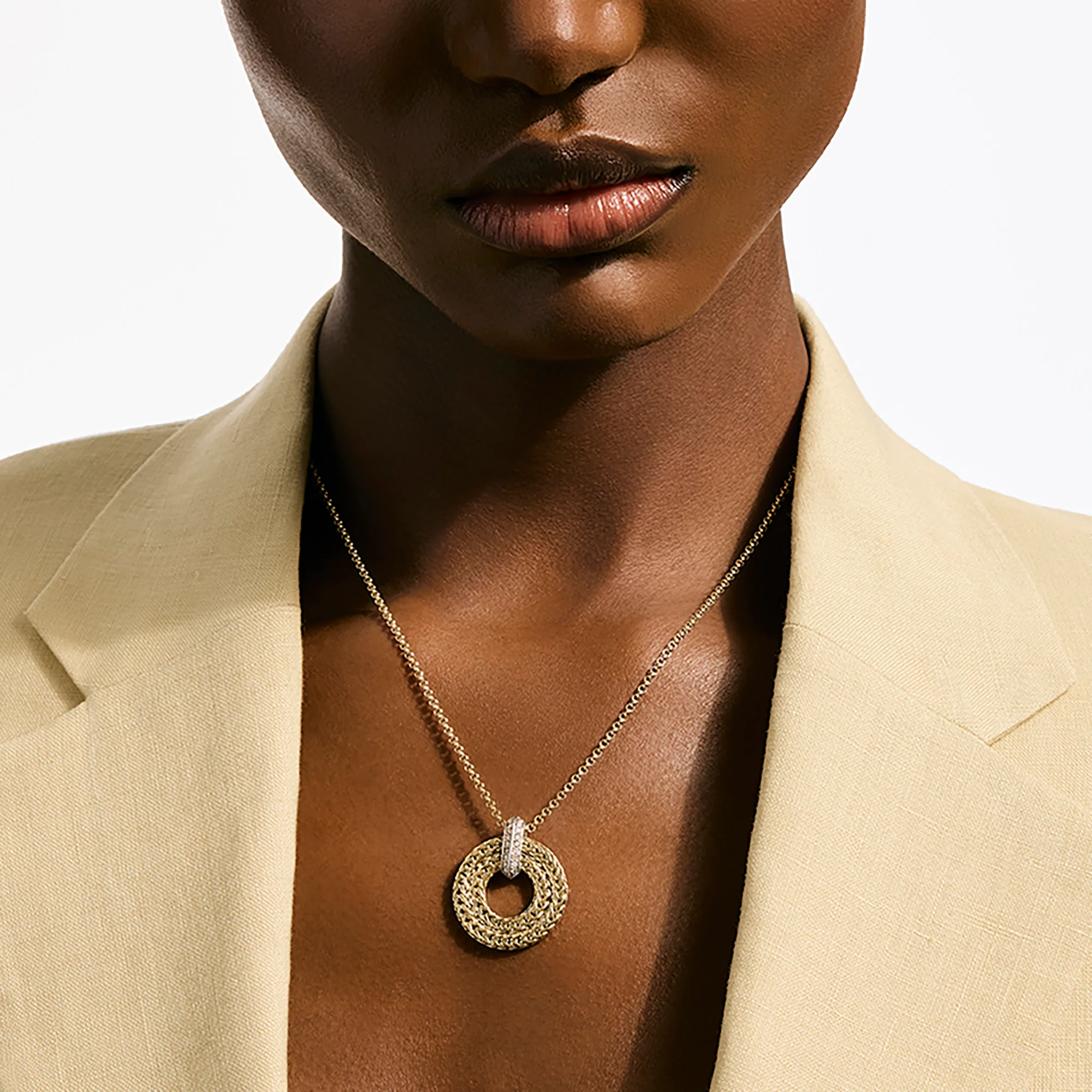 Icon Link Pendant Necklace, Gold, Diamonds, 2MM|NGGX989542DI - Image 5
