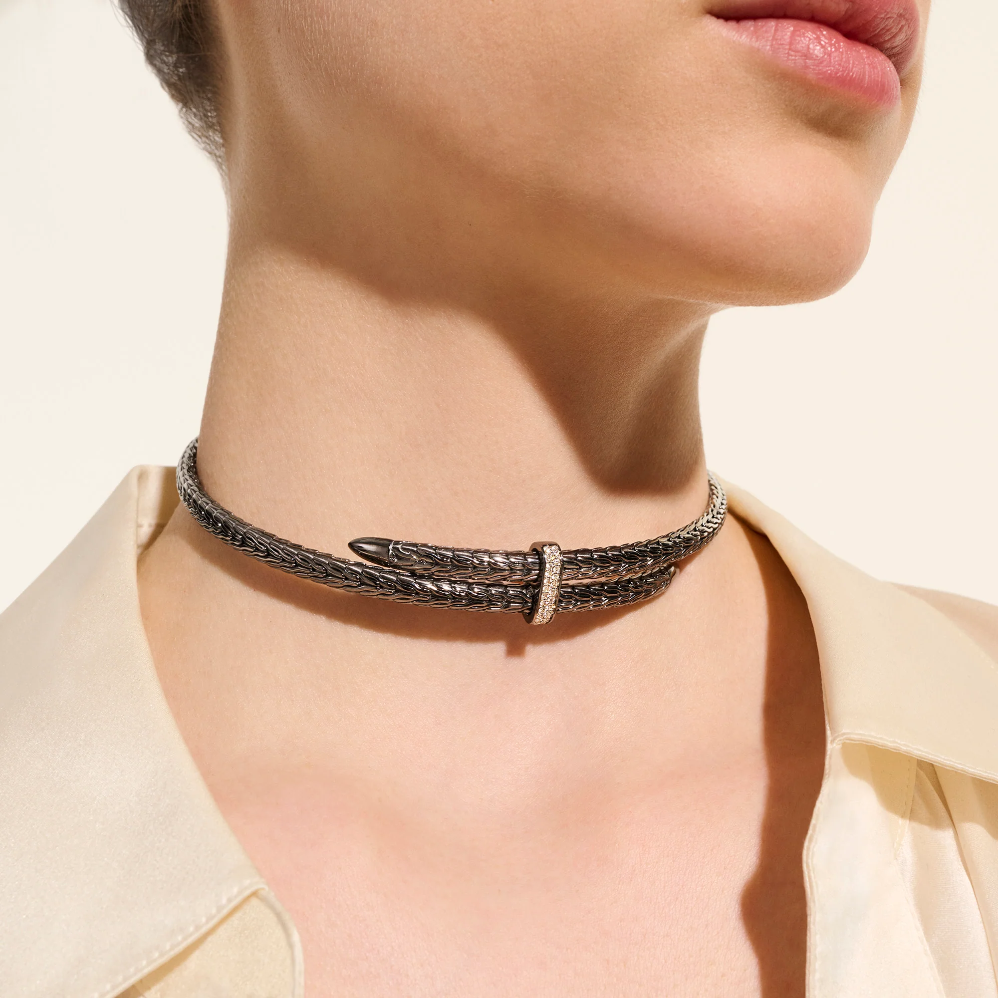 Spear Coil Choker, Dark Silver, Diamonds|NBP9011292BRDDI - Image 5